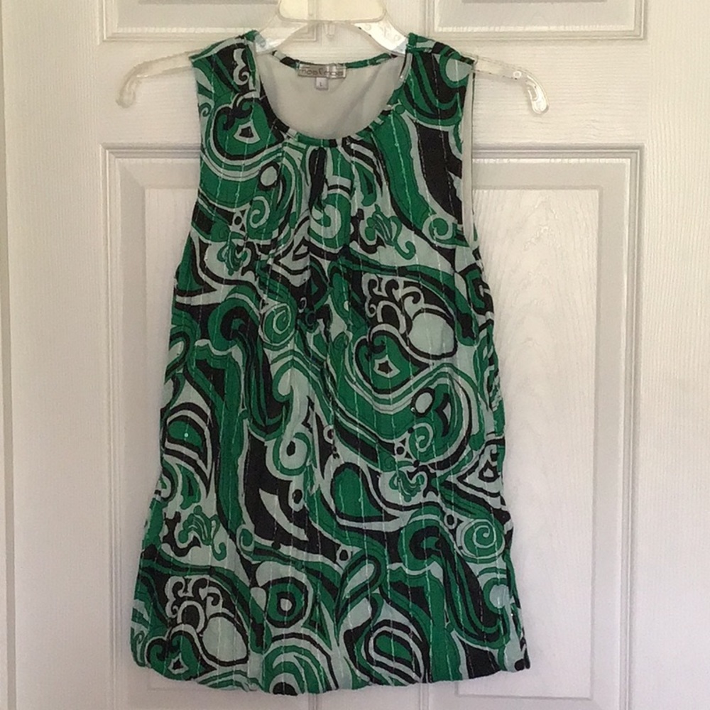 Green, black and white tank